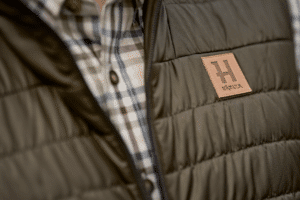 Härkila detail vest og skjorte