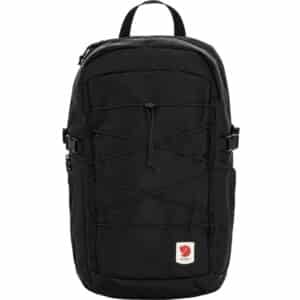 Sort Fjällräven rygsæk der rummer 24 liter