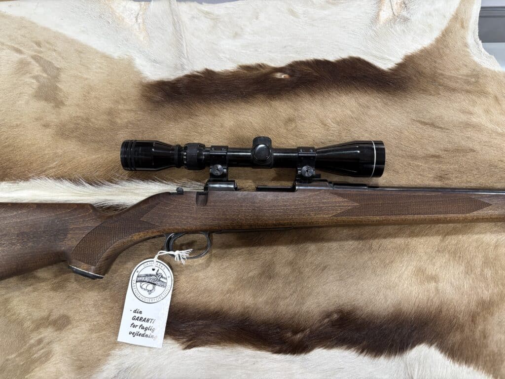 Carl Gustav Kal. 6,5x55 - Tasco 3-9x40