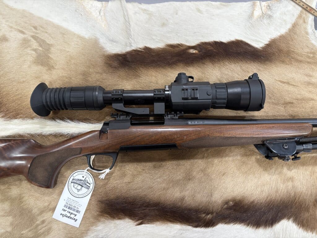 Browning X-Bolt Kal. 308 Win - m. Bipods + Yukon Natsigte