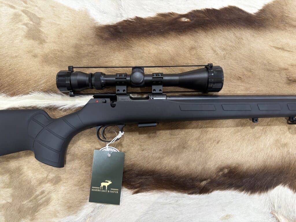 CZ 457 Kal. 22LR - Nikko Sterling 3-9x40 + Dæmper